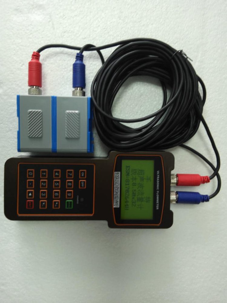 手持式<a href='http://www.tsdhkj.cn/Product/8342903020.html' target='_blank'>超声波流量计</a>TUF