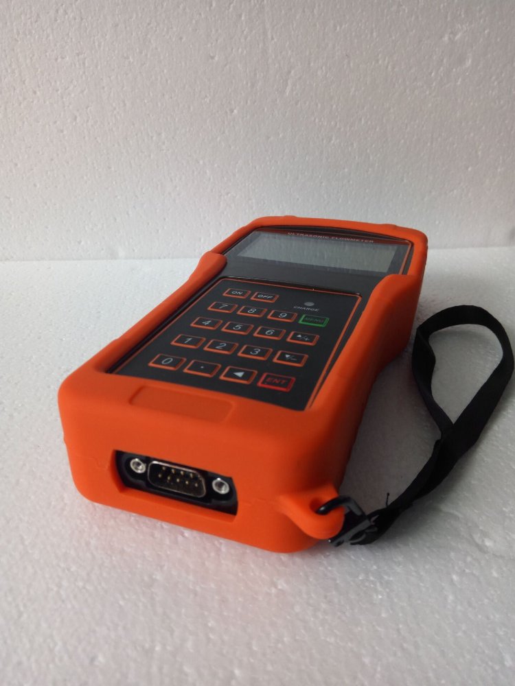 手持式<a href='http://www.tsdhkj.cn/Product/8342903020.html' target='_blank'>超声波流量计</a>TUF