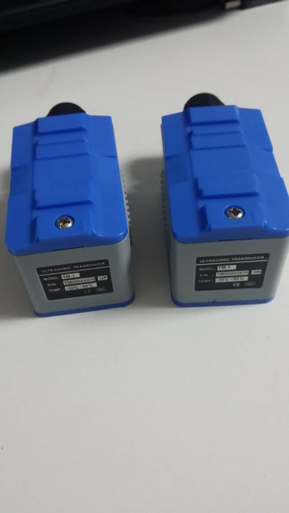 对夹式<a href='http://www.tsdhkj.cn/Product/8342903020.html' target='_blank'>超声波流量计</a>TUF-200