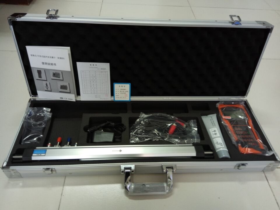 手持式<a href='http://www.tsdhkj.cn/Product/8342903020.html' target='_blank'>超声波流量计</a>TUF