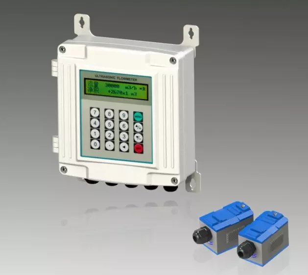 对夹式<a href='http://www.tsdhkj.cn/Product/8342903020.html' target='_blank'>超声波流量计</a>TUF-200